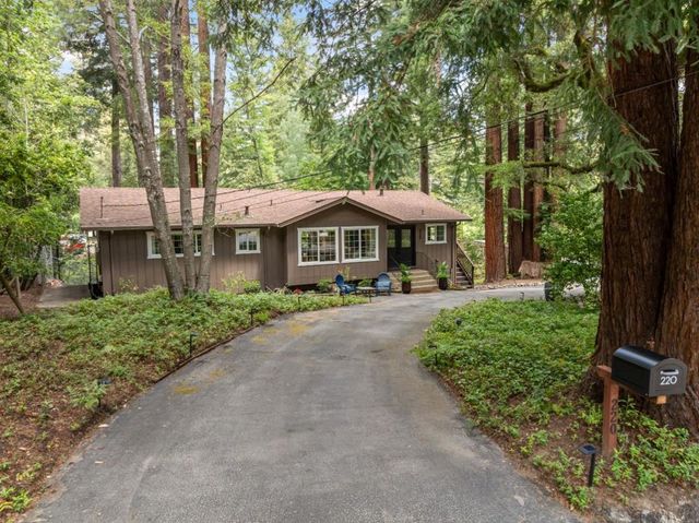 220 Lake Drive, Boulder Creek, CA 95006
