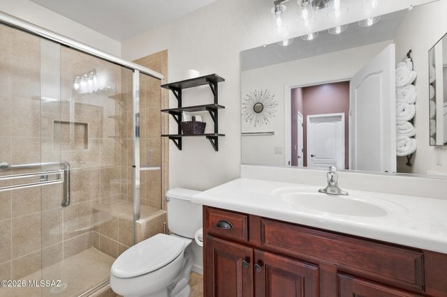 1175 W Calle Artistica, Green Valley, AZ 85614