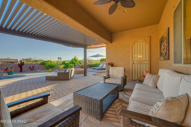 1175 W Calle Artistica, Green Valley, AZ 85614