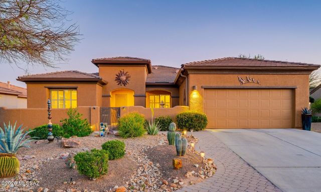 1175 W Calle Artistica, Green Valley, AZ 85614