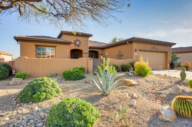 1175 W Calle Artistica, Green Valley, AZ 85614