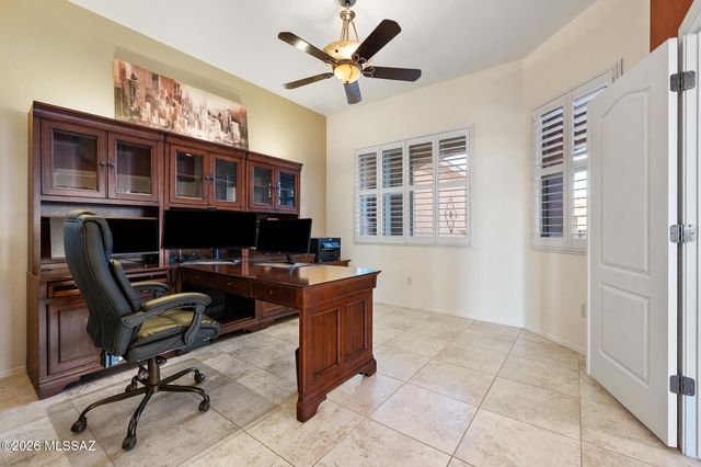 1175 W Calle Artistica, Green Valley, AZ 85614