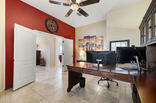 1175 W Calle Artistica, Green Valley, AZ 85614