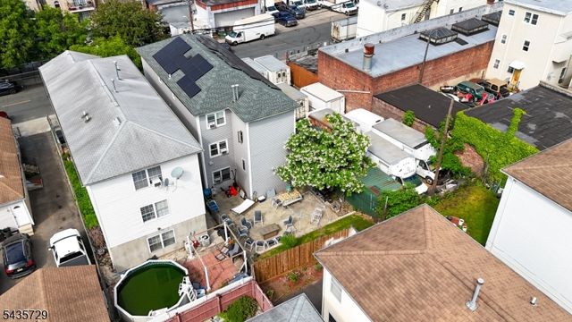 350 New St, Newark City, NJ 07103