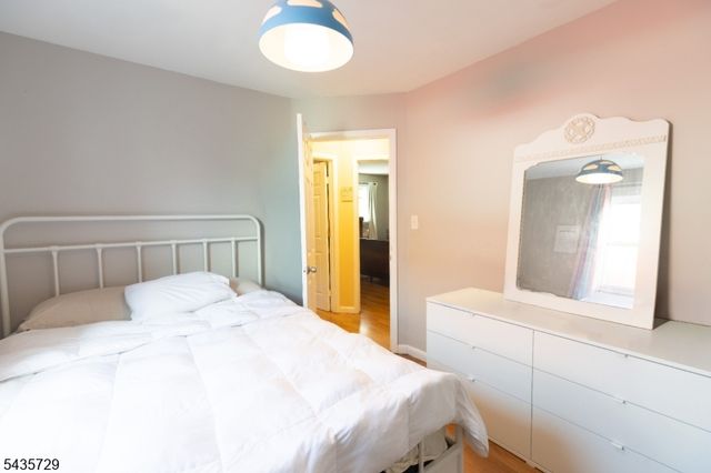 350 New St, Newark City, NJ 07103