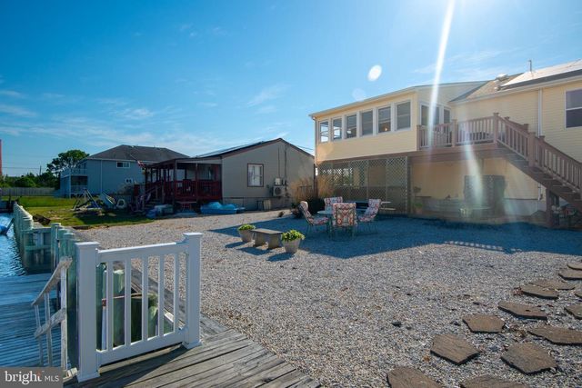 1073 RADIO RD, Little Egg Harbor Twp, NJ 08087
