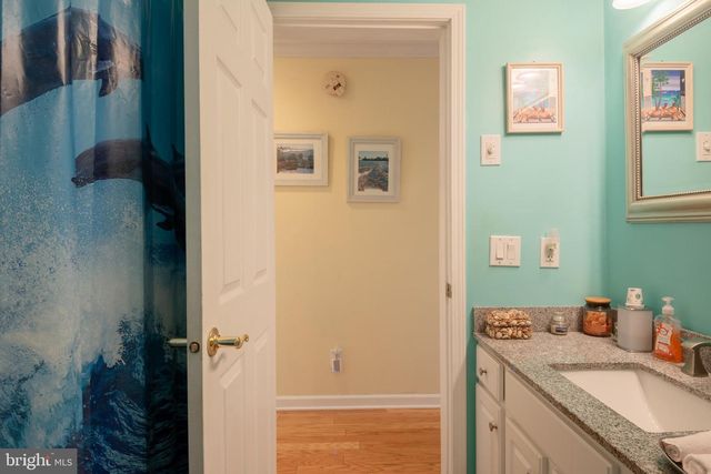 1073 RADIO RD, Little Egg Harbor Twp, NJ 08087