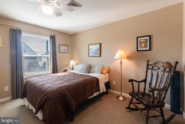 1073 RADIO RD, Little Egg Harbor Twp, NJ 08087