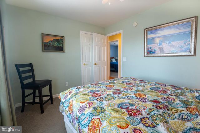 1073 RADIO RD, Little Egg Harbor Twp, NJ 08087