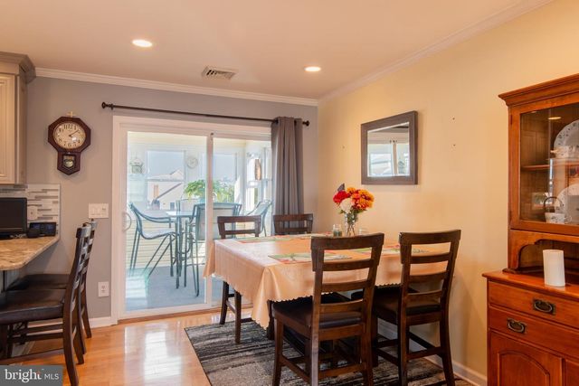1073 RADIO RD, Little Egg Harbor Twp, NJ 08087