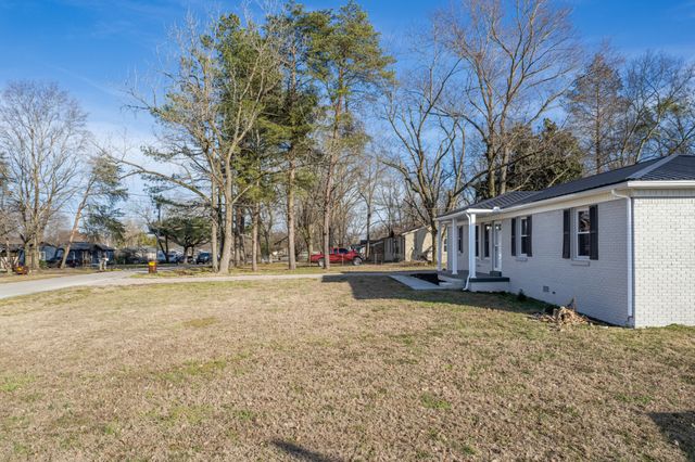 131 Napier Dr, Columbia, TN 38401