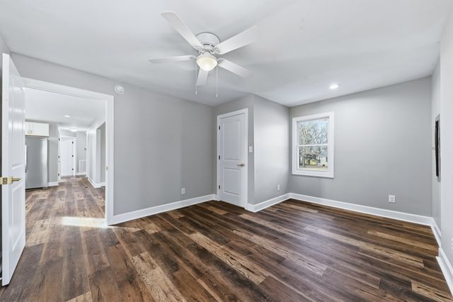 131 Napier Dr, Columbia, TN 38401