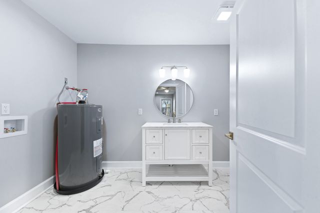 131 Napier Dr, Columbia, TN 38401