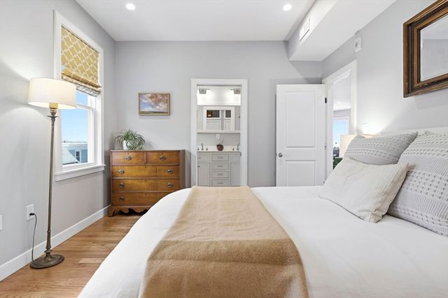 62 Saint Rose St 3, Boston, MA 02130
