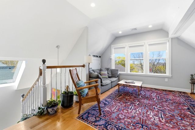62 Saint Rose St 3, Boston, MA 02130