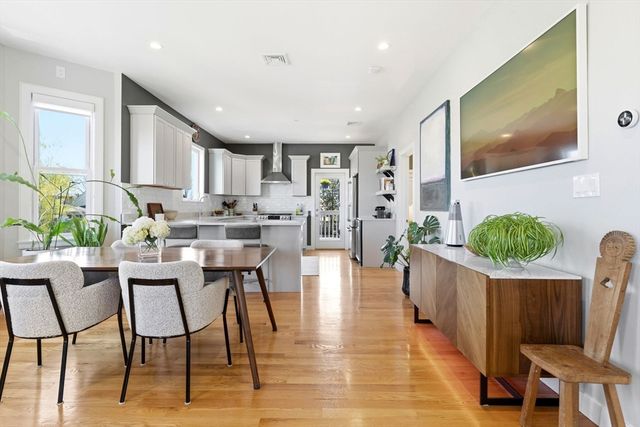 62 Saint Rose St 3, Boston, MA 02130
