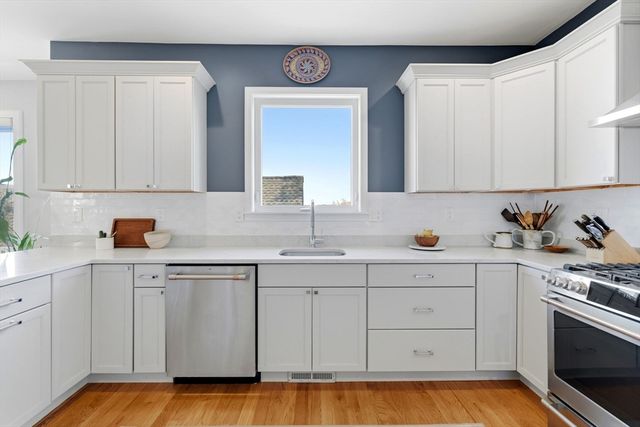 62 Saint Rose St 3, Boston, MA 02130
