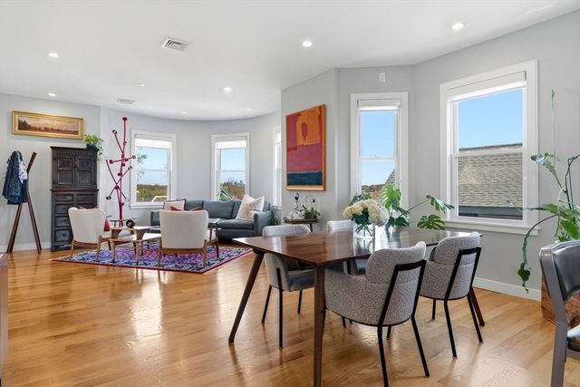 62 Saint Rose St 3, Boston, MA 02130