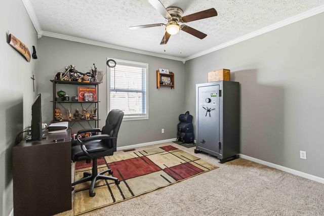 824 Walnut Road, Lily, KY 40740