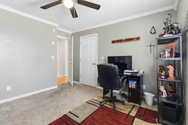 824 Walnut Road, Lily, KY 40740