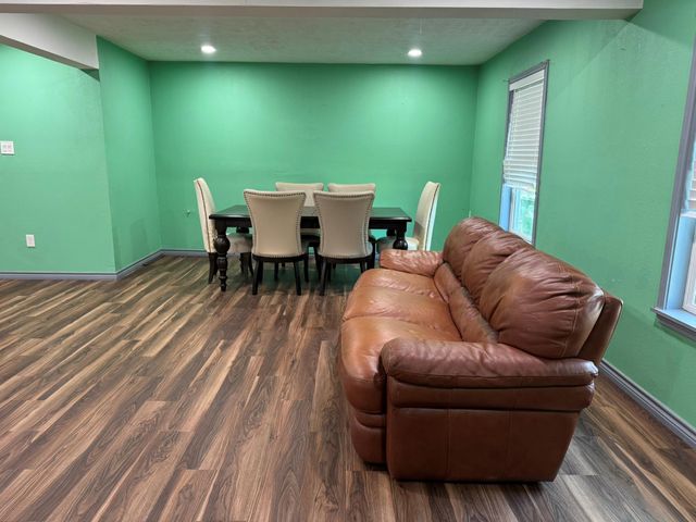 5846 Westover Street, Houston, TX 77033