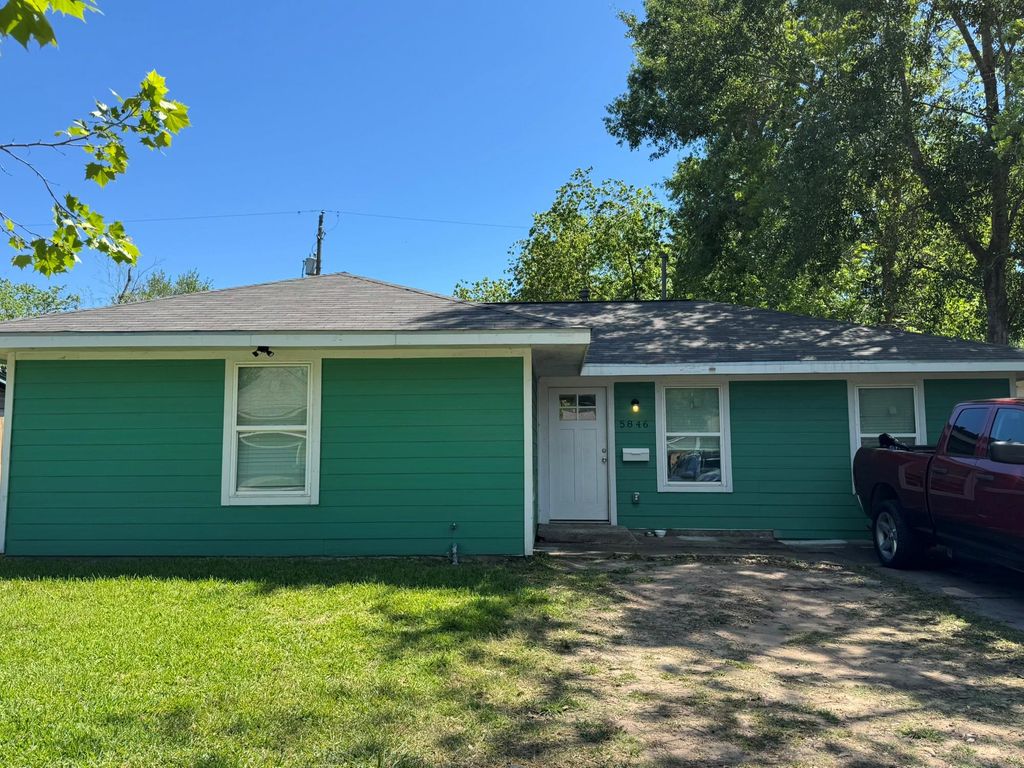 5846 Westover Street, Houston, TX 77033