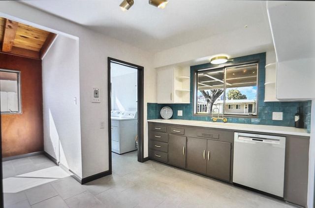 2014 Douglas Rd, Stockton, CA 95207