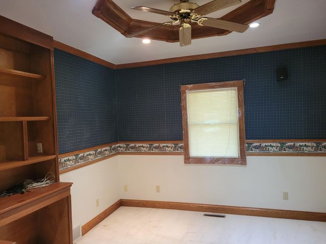 1108 3rd St. NE, Oelwein, IA 50662