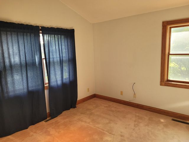 1108 3rd St. NE, Oelwein, IA 50662