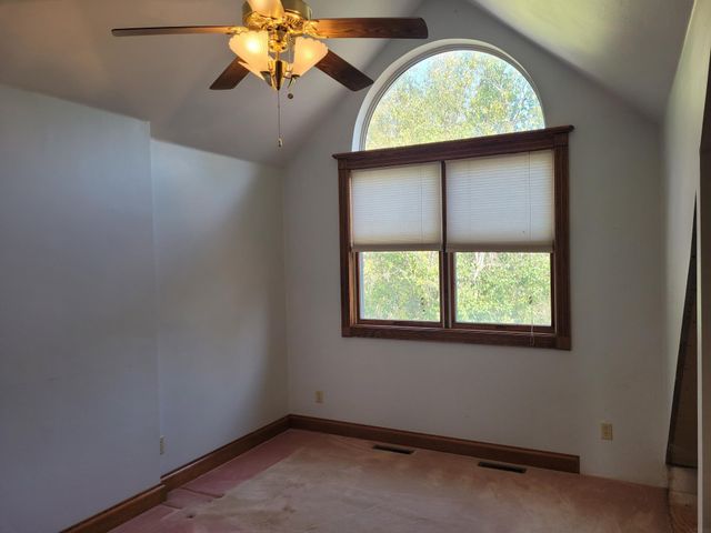 1108 3rd St. NE, Oelwein, IA 50662