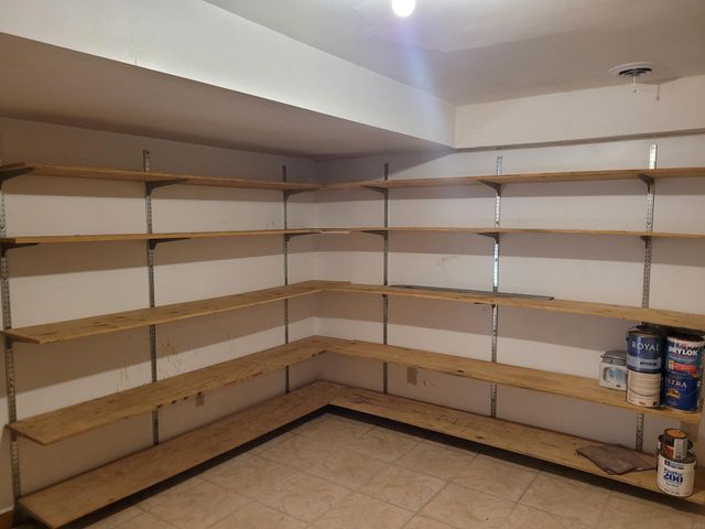 1108 3rd St. NE, Oelwein, IA 50662