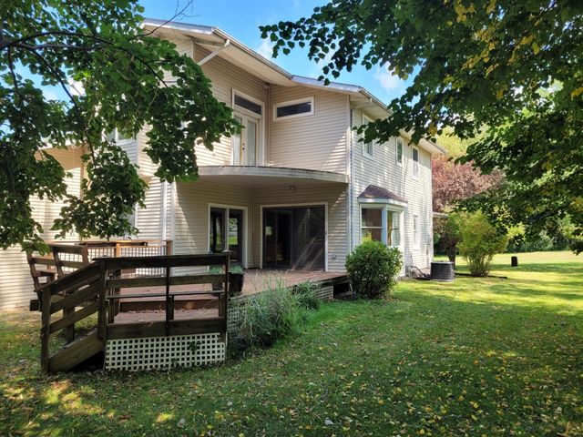 1108 3rd St. NE, Oelwein, IA 50662