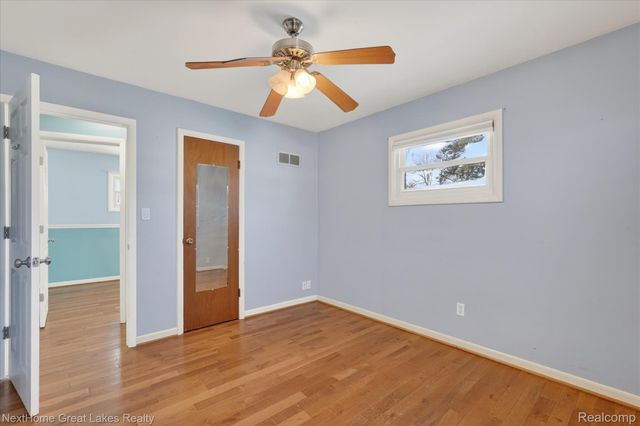 819 Southwood Drive, Fenton, MI 48430