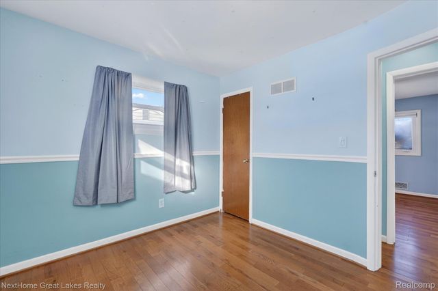 819 Southwood Drive, Fenton, MI 48430