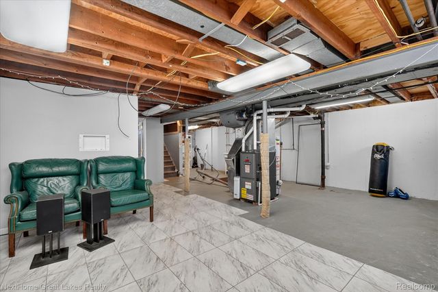 819 Southwood Drive, Fenton, MI 48430