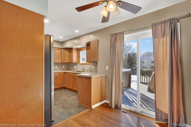 819 Southwood Drive, Fenton, MI 48430