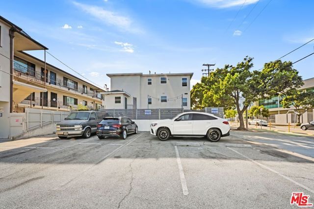 1805 7th Street 3, Santa Monica, CA 90401