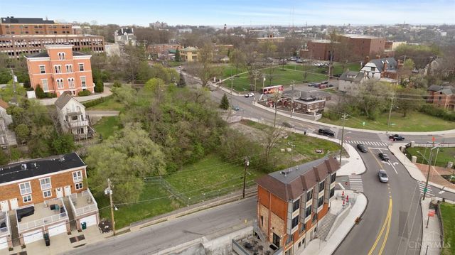 164 Dorchester Avenue, Cincinnati, OH 45219