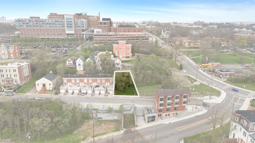 164 Dorchester Avenue, Cincinnati, OH 45219