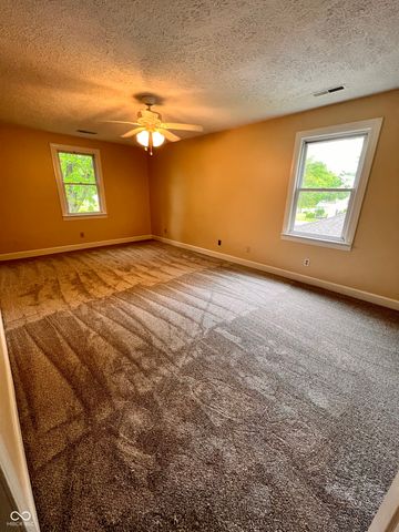 728 W 300 N, Anderson, IN 46011