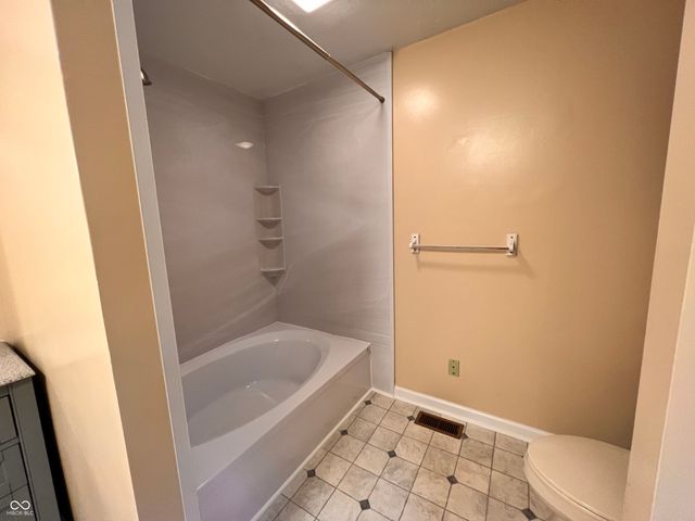 728 W 300 N, Anderson, IN 46011