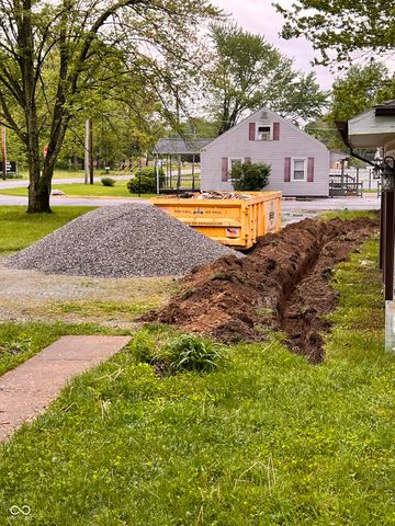 728 W 300 N, Anderson, IN 46011