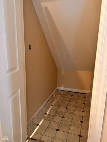 728 W 300 N, Anderson, IN 46011