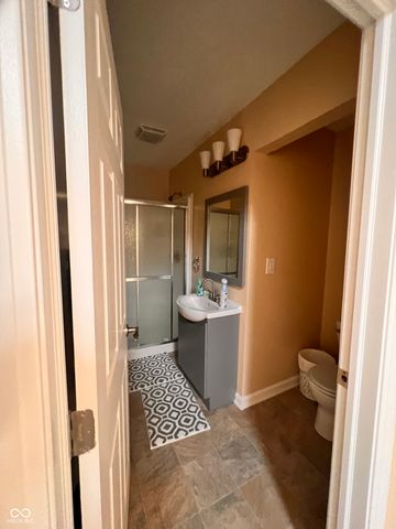 728 W 300 N, Anderson, IN 46011