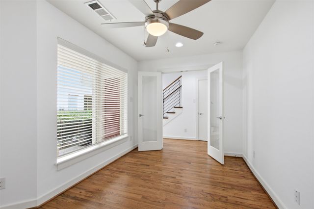 2335 Stutz Drive 52, Dallas, TX 75235
