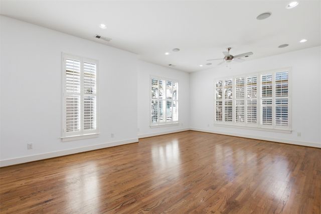2335 Stutz Drive 52, Dallas, TX 75235