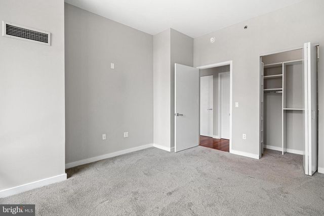 2101 MARKET ST #305, Philadelphia, PA 19103
