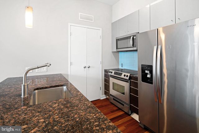 2101 MARKET ST #305, Philadelphia, PA 19103
