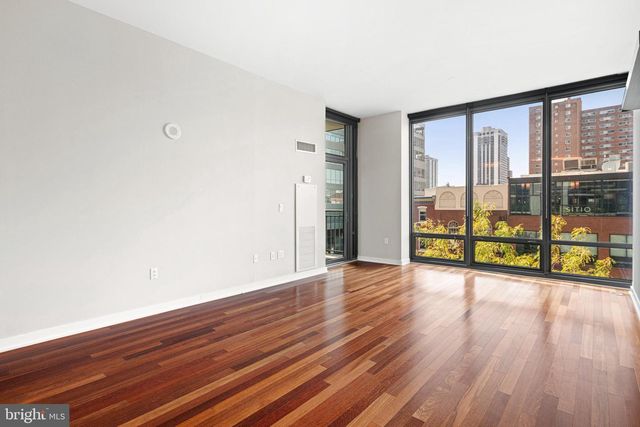 2101 MARKET ST #305, Philadelphia, PA 19103
