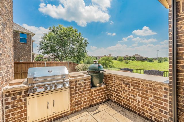1233 Clearwater Drive, Frisco, TX 75036